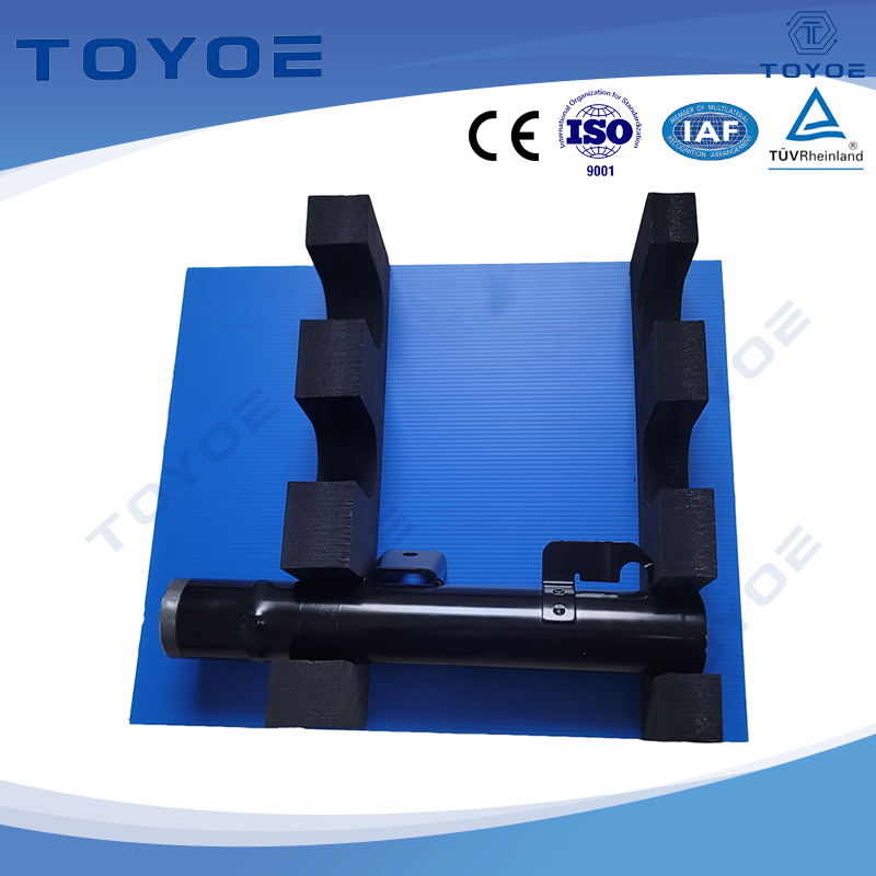مربع HDPE مع غطاء للنقل الآمن.