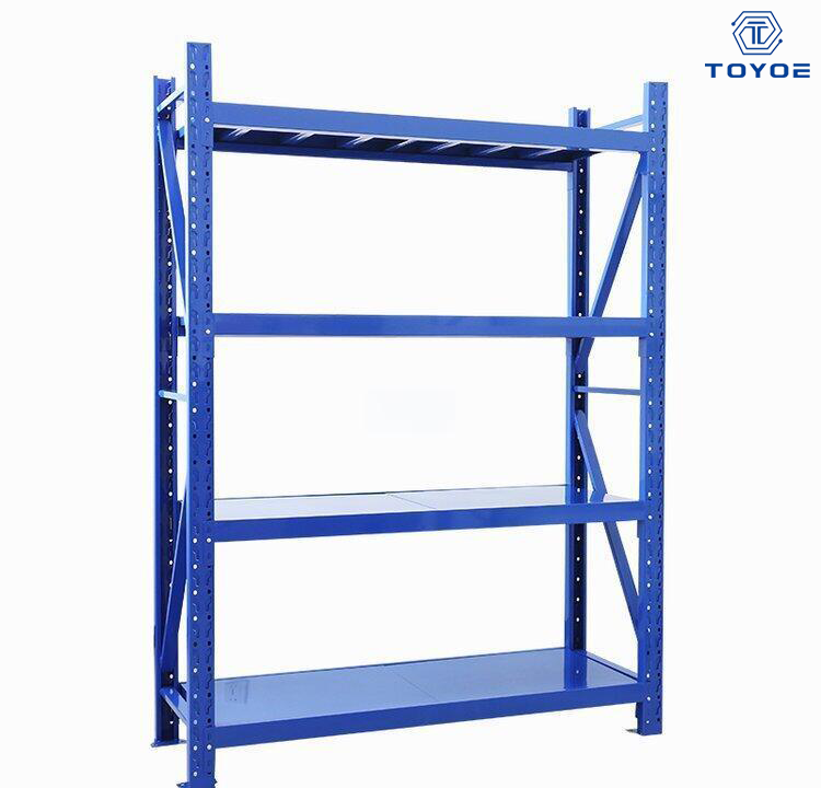 يتم إصلاح الرفوف عالية الحمل مع بنية خالية من المسمار