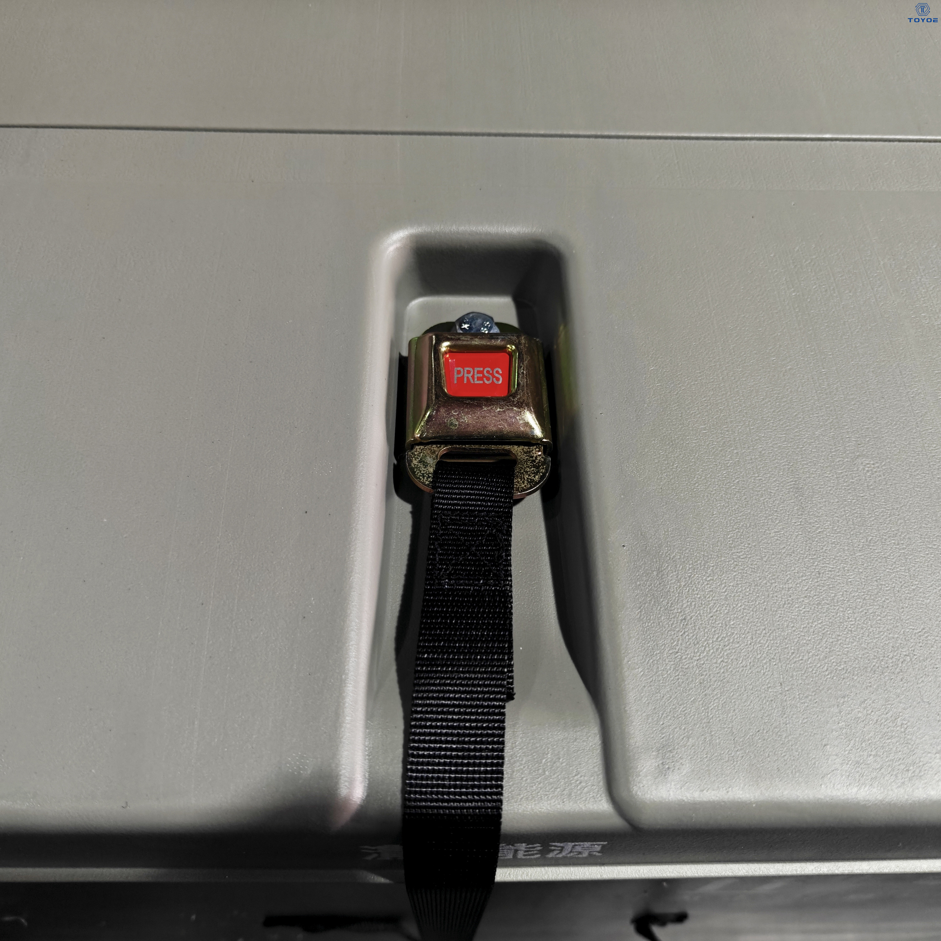 صندوق البليت متعدد الطبقات المقاوم للعوامل الجوية لتخزين المواد السائبة الصناعية