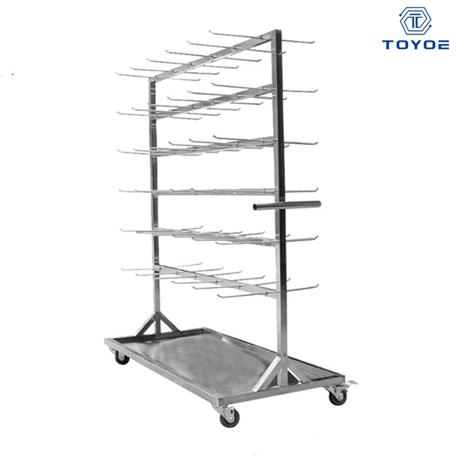 يتم إصلاح الرفوف عالية الحمل مع بنية خالية من المسمار