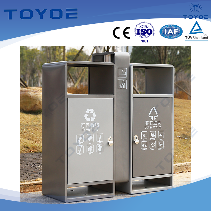 UrbanRecycle Duo-Station Dual-Compartment Recyling Syrter for Outdoors